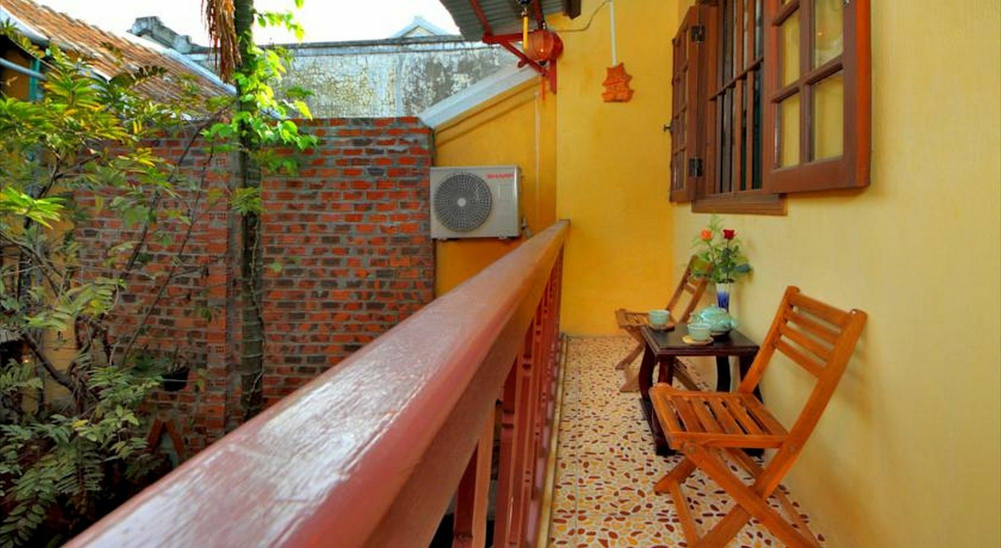 Nha Lan Homestay Хойан Экстерьер фото
