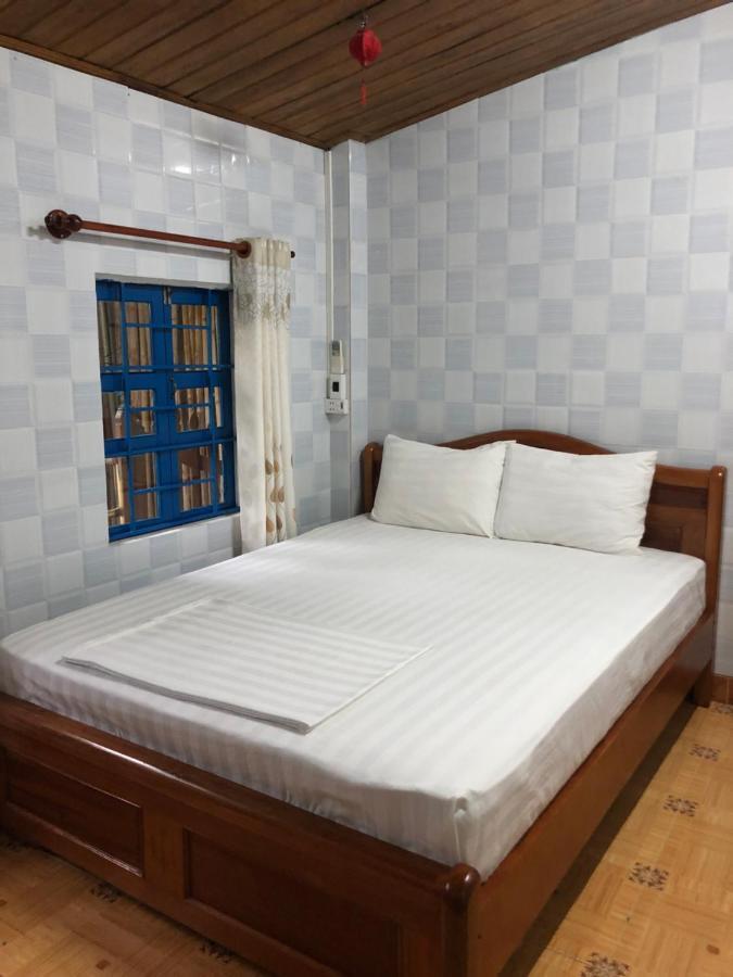 Nha Lan Homestay Хойан Экстерьер фото